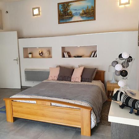 Gite Kalinka Valensole Exteriör bild