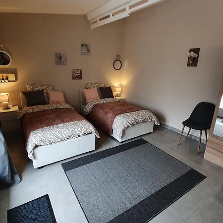 Gite Kalinka Valensole Exteriör bild